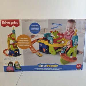 FISHER PRICE Little People Sit N Stand Skyway 2-IN-1 Racetrack Child Toy Car New